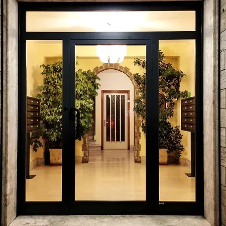 - Iris - Vallecrosia