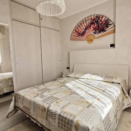 - Iris - Apartment *